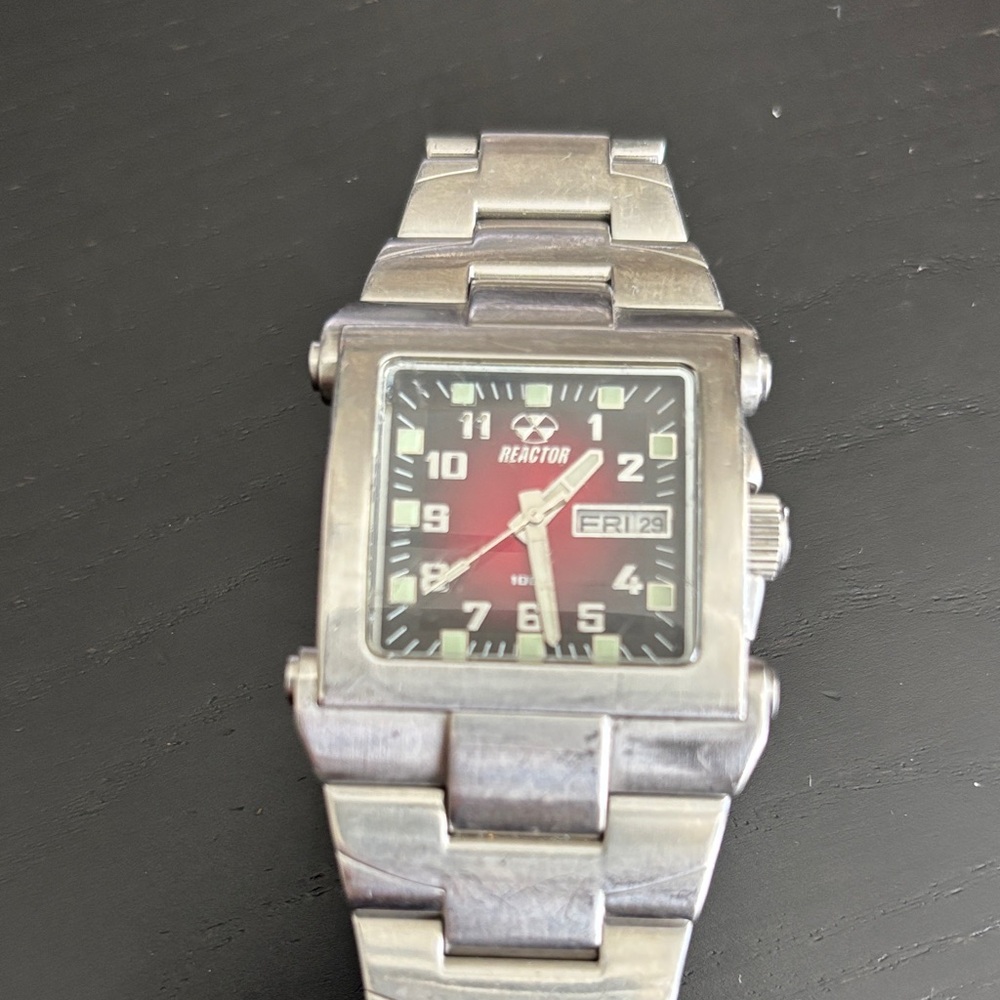Reactor Men's Silver Watch with Black and Red Dial - Picture 4 of 4